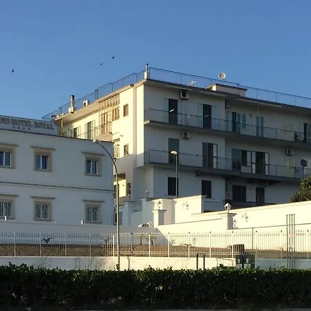 Szálloda Grand Royal 4*
