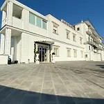 Hotel Grand Royal 4*