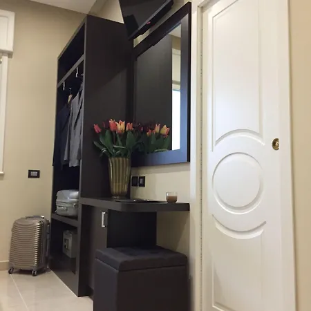 Hotel Grand Royal
