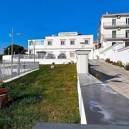 Hotel Grand Royal 4*