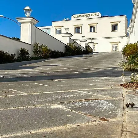 Hotel Grand Royal 4*