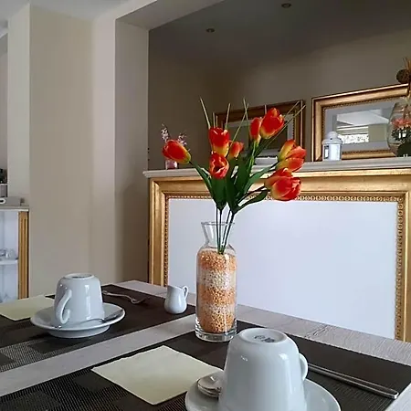 Hotel Grand Royal